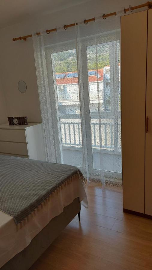 Apartment Tre Strade Baška Voda Buitenkant foto