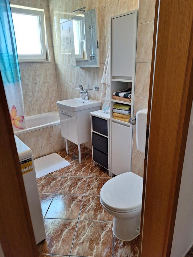 Apartment Tre Strade Baška Voda Buitenkant foto