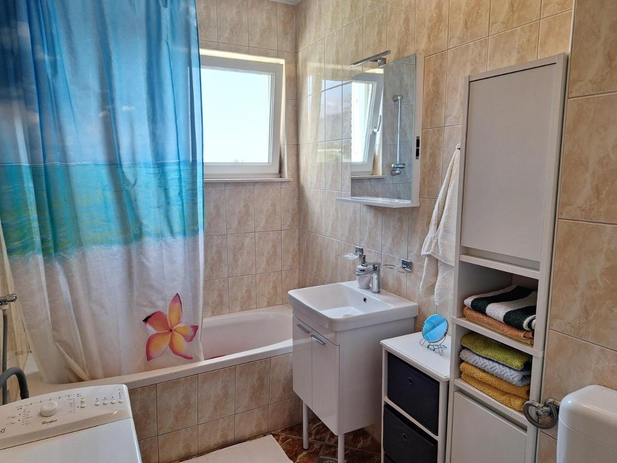 Apartment Tre Strade Baška Voda Buitenkant foto